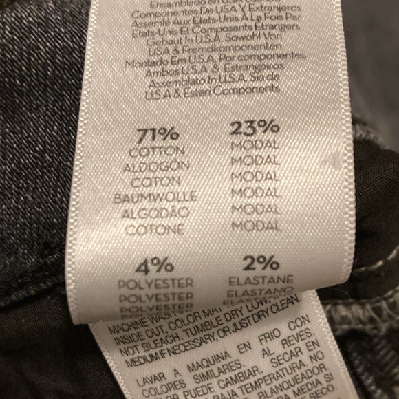 💥NWT MOTHER Denim The Rascal Sliced Up Heel Jean in Digging Up Dirt size 28 🛍️ - Picture 6 of 6